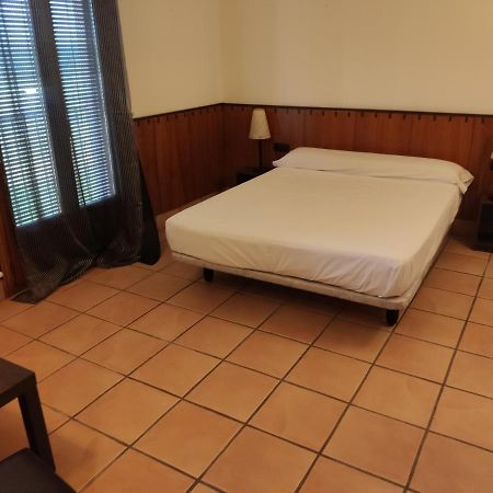 Hostal Tastavins Пеньярроия-де-Таставинс Экстерьер фото
