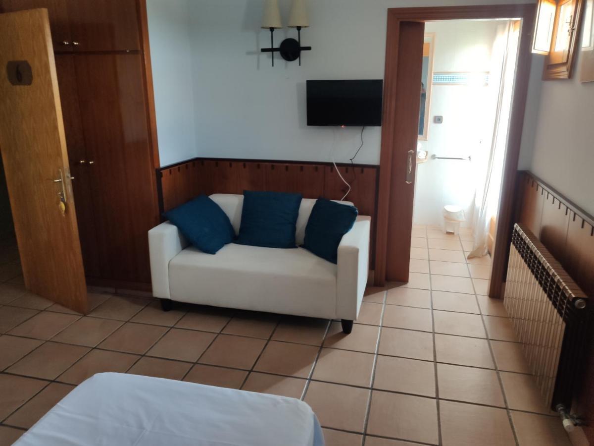 Hostal Tastavins Пеньярроия-де-Таставинс Экстерьер фото