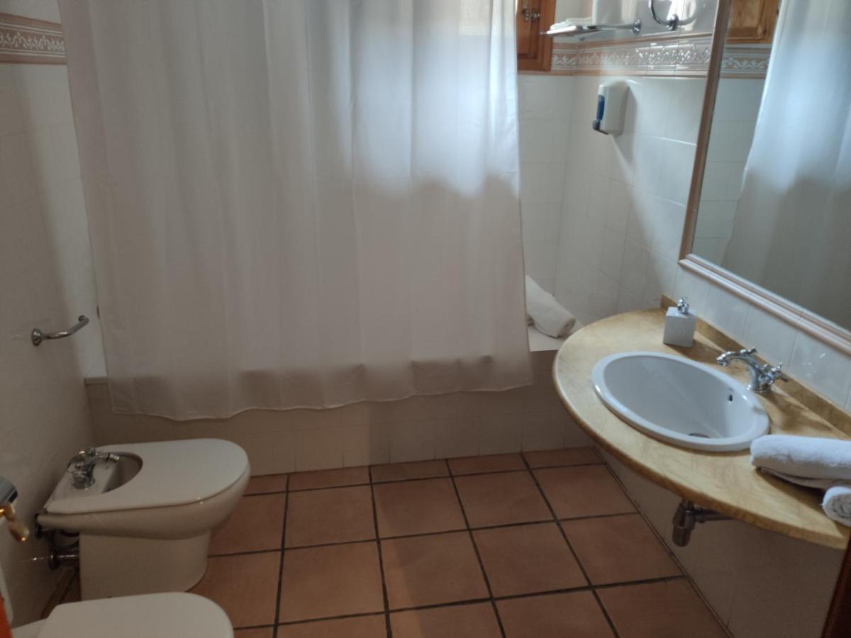 Hostal Tastavins Пеньярроия-де-Таставинс Экстерьер фото