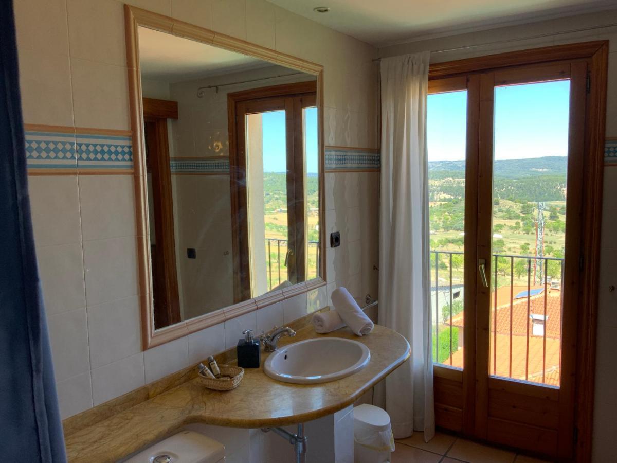 Hostal Tastavins Пеньярроия-де-Таставинс Экстерьер фото